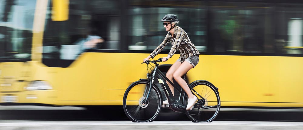 CUBE Fahrrad im Straßenverkehr